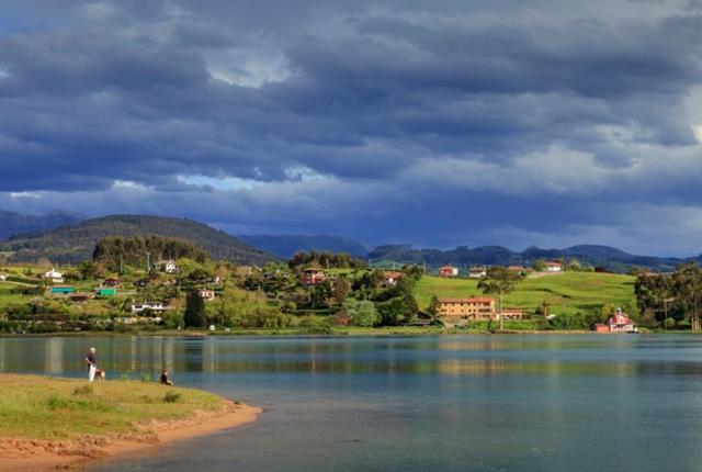 Playa Del Puntal Villaviciosa Asturias Lujo Primera Linea Playa ภายนอก รูปภาพ