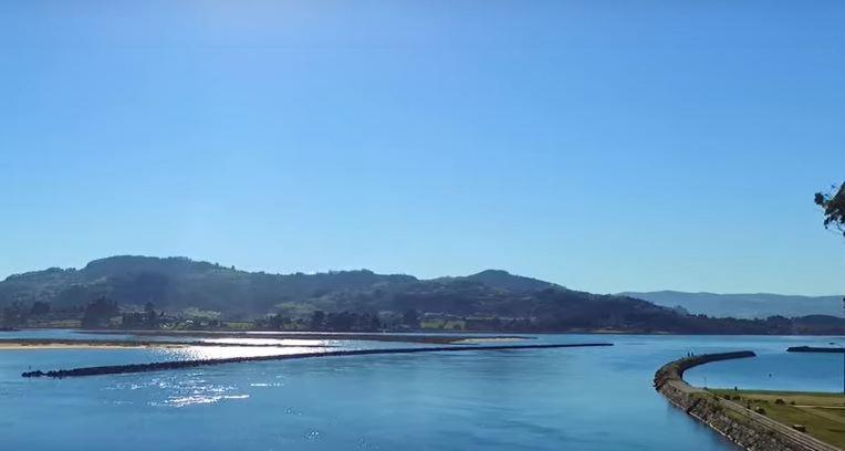 Playa Del Puntal Villaviciosa Asturias Lujo Primera Linea Playa ภายนอก รูปภาพ
